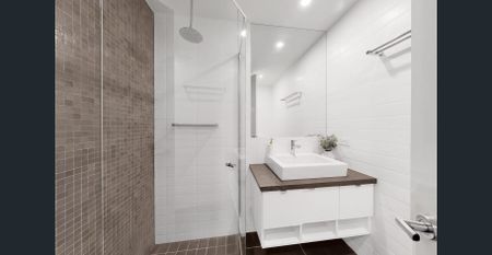 Stylish 2-Bedroom Apartment in Prime Location - Photo 3