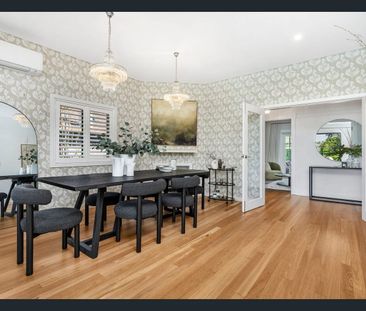 **Open for Inspection, 10.00-10.20am, Saturday, 13/12/25** Prestigi... - Photo 3