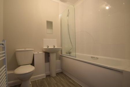 Westcliff on Sea, Essex, SS0 - Photo 4