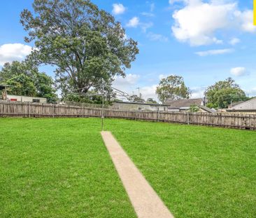 TWO BEDROOM HOME IN HEART OF ST MARYS!!! - Photo 2