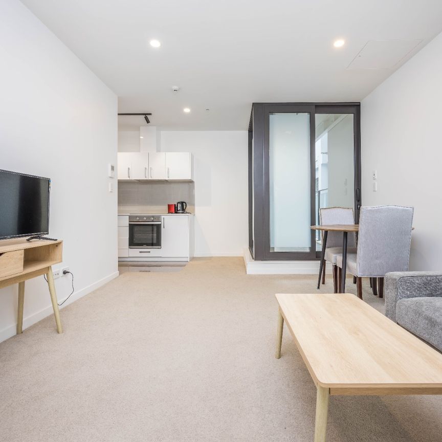 Modern Apartment - Photo 1