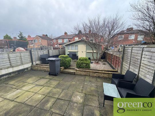 Essex Avenue, Droylsden, Tameside, M43 - Photo 1