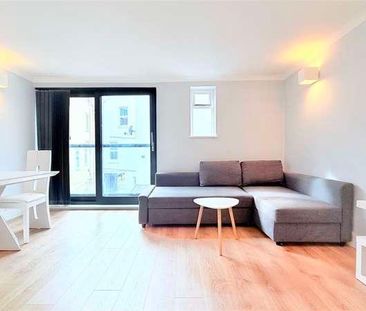 Fortune Green Road, London, NW6 - Photo 1