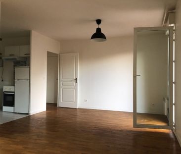 Location Appartement Neuilly-sur-Marne 93330 - Photo 2