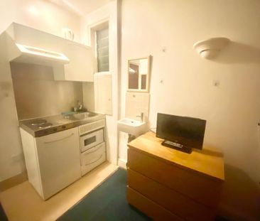 1 bedroom in a house share to rent - Photo 2