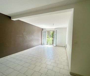 Appartement T3 100m2 avec cave et stationnement - Photo 3