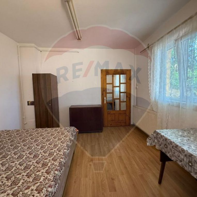 Garconiera spatioasa-Inchiriere-Calea Poplacii-Reducere d... - Photo 1
