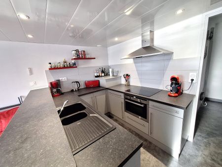 Location Appartement 2 pièces 52m² LES SABLES D OLONNE 85100 - Photo 5