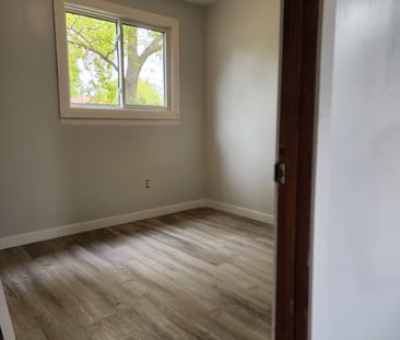 For Lease - 92 Francis Street, Cambridge, Ontario - Photo 5
