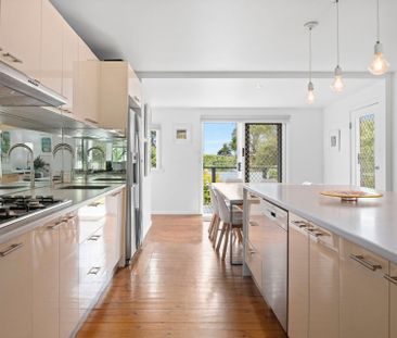 Large Home by the Beach! - Photo 1