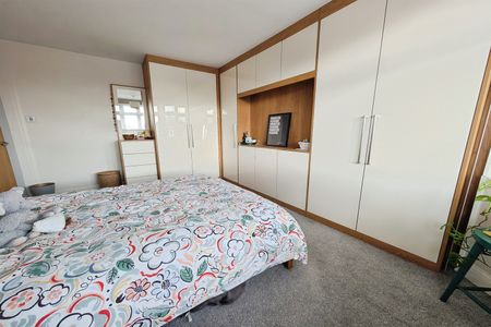 Stanton Road, SO15 - Photo 4