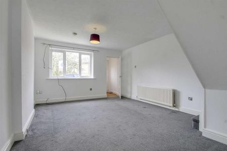 2 bedroom end of terrace house to rent - Photo 4