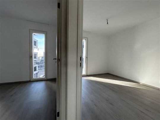 Appartement te huur - Photo 1