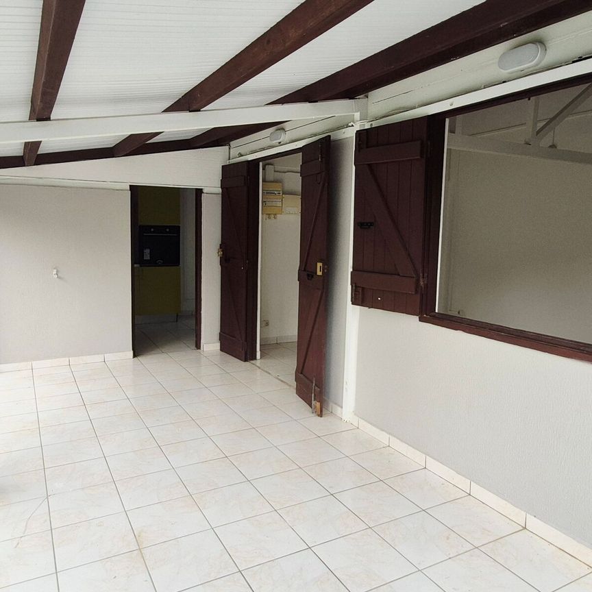 Maison à louer 3 pièces • 53,20 m2 Lamentin - Photo 1