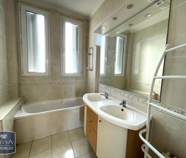 Location Appartement 4 pièces 81m² ST ETIENNE 42100 - Photo 4