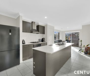 Spacious Family Home !! - Photo 1