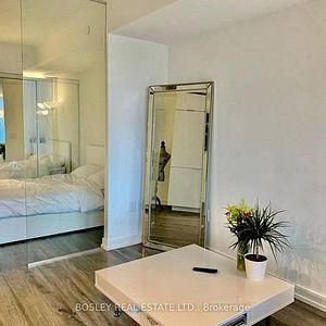 INCREDIBLE AMENITIES JR 1 BED DOWNTOWN ADDRESS - Photo 2