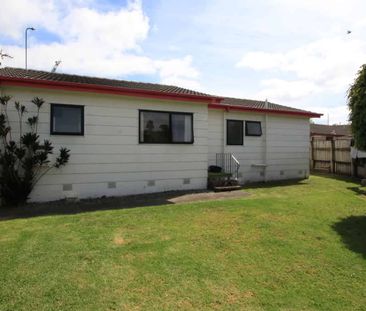 Lovely family home - Photo 2