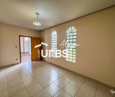 Casa, 254 m², 2 qts, 3 banh., 0 vagas, Jardim América - Photo 2