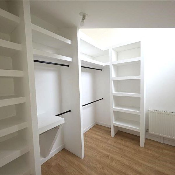 4 pièces - Meublé - 96,34 m² - RDC - Colocation non autorisée - Photo 1
