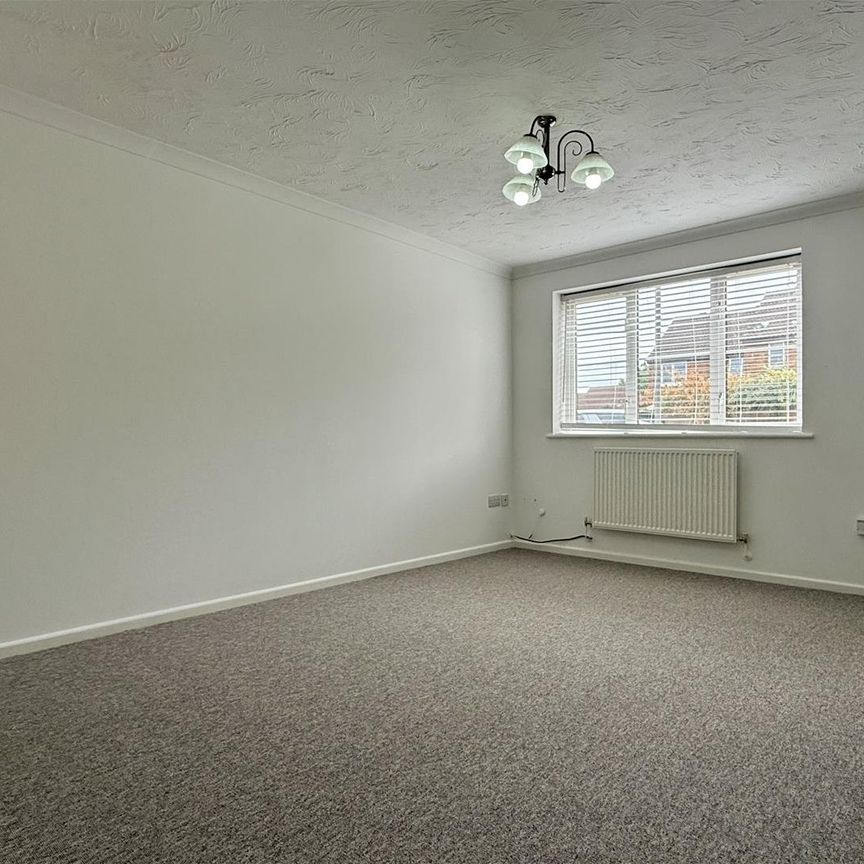 Chichester Close, Belmont, Hereford - Photo 1