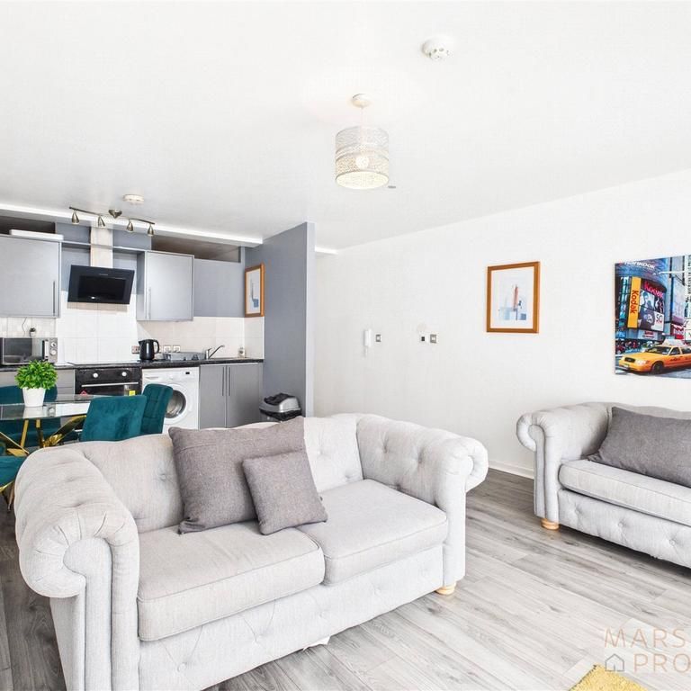 2 bedroom apartment to rent - Photo 1