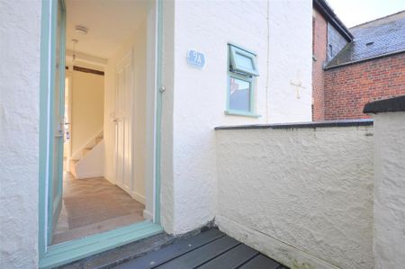 2 bedroom apartment to rent - Photo 2