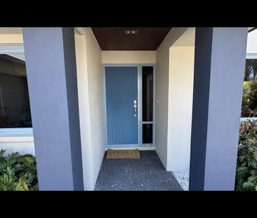 Fully Furnished 6-Month Rental in Highly Desirable Papamoa Beach Area - Photo 5