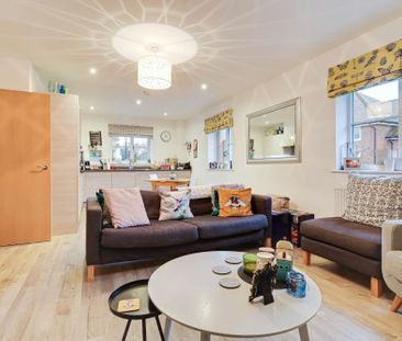 Markyate, St Albans, AL3 8QU - Photo 3