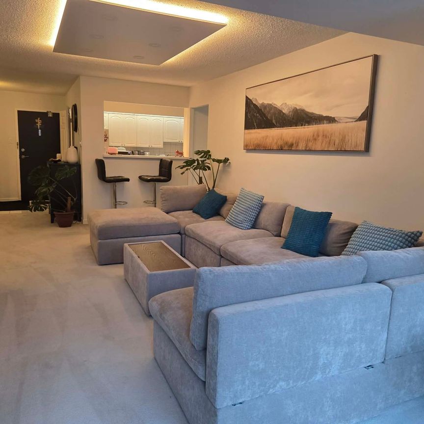 For Lease - 33 Elmhurst Avenue Unit# 405, Toronto, Ontario - Photo 1