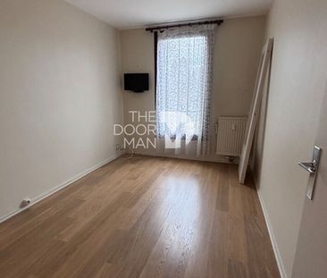 Location Appartement 3 pièces 69m² CHAUMONT 52000 - Photo 4