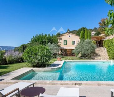 Goult - Propriété raffinée avec vue panoramique sur le Luberon - Photo 1