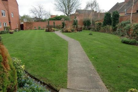 1 bedroom retirement property to rent - Photo 2
