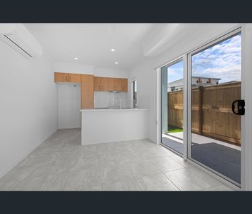 38 Tarcutta Lane, Nirimba, Qld 4551 - Photo 2