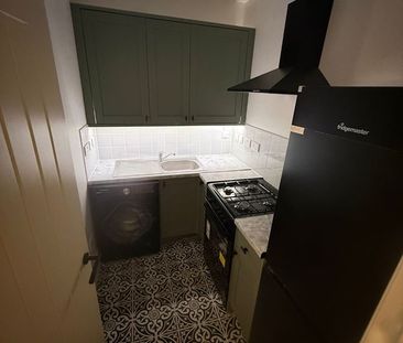 1 Bed Flat, Chesterton Road, W10 - Photo 3