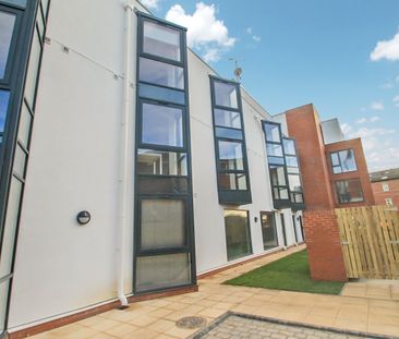 1 bedroom studio apartment to rent - Photo 4