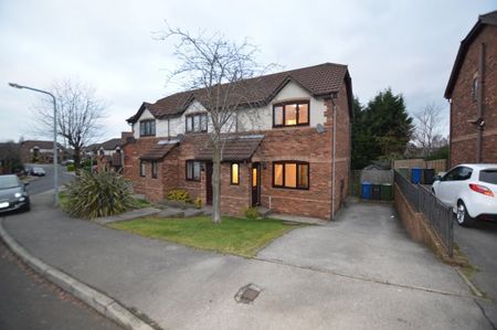 Fernwood Close, Hasland, Chesterfield, S41 - Photo 2