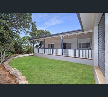 13 Makoo Close, White Rock, Qld 4868 - Photo 3