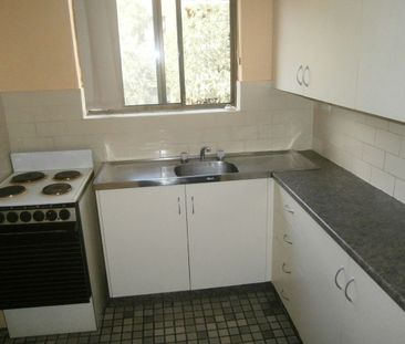 Two Bedroom Unit In Convenient Location - Photo 5