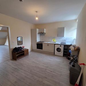 1 bedroom house to rent - Photo 2