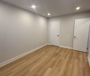 For Lease - 327 Sussex Avenue Unit# Upper, Richmond Hill, Ontario - Photo 1