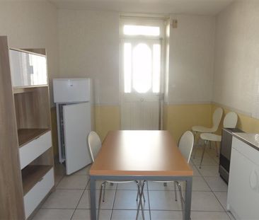 Location Appartement 2 pièces Meublé 34m² LE CREUSOT 71200 - Photo 6