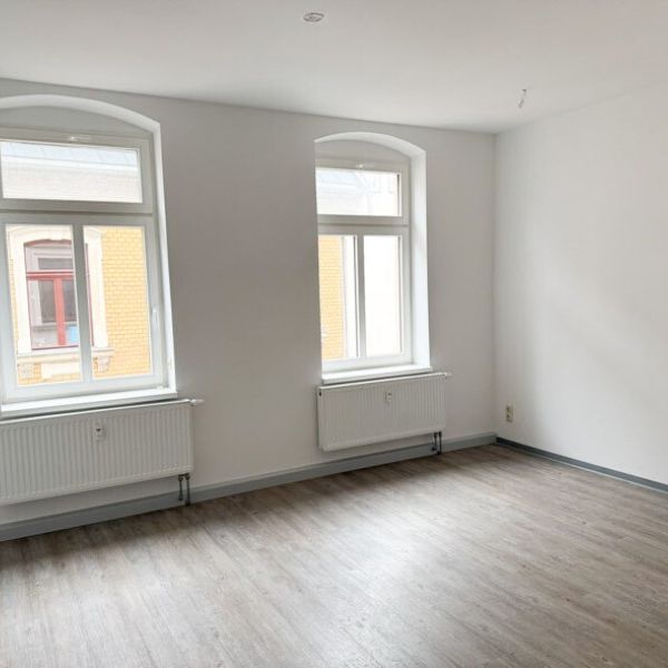 Komplett sanierte 2-Raum-Raum-Wohnung - Fahrstuhl - zentral gelegen - Annaberg-Buchholz! - Foto 1