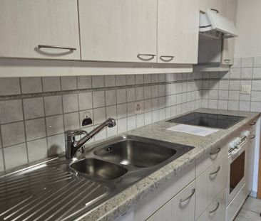 Geräumige 4.5-Zimmer-Wohnung mit Balkon und schöner Aussicht in Lin... - Foto 1