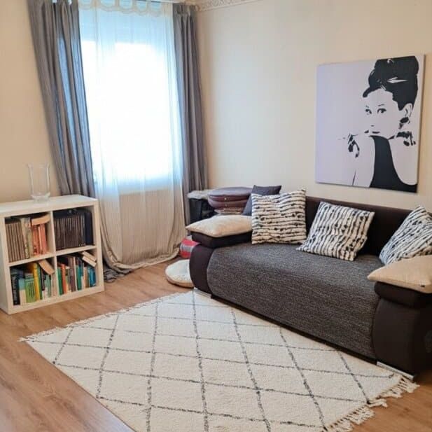 HELLE 3-ZIMMER-WOHNUNG MIT BALKON IN BAD VÖSLAU NEBEN DEM SCHLOSSPARK - Photo 1