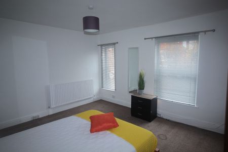 105 Burton Road, Lincoln, Lincolnshire, LN1 3LL - Photo 4
