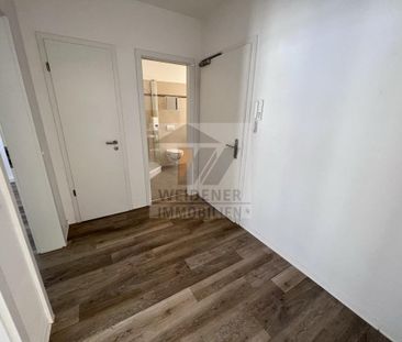 Moderne 3 Raum Wohnung mit Wanne, Dusche und Balkon in Gera-Debschw... - Photo 1