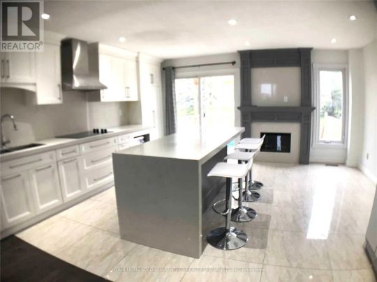 40 SEAMIST CRESCENT - Photo 1