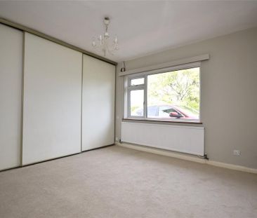 4 bedroom detached house to rent - Photo 5