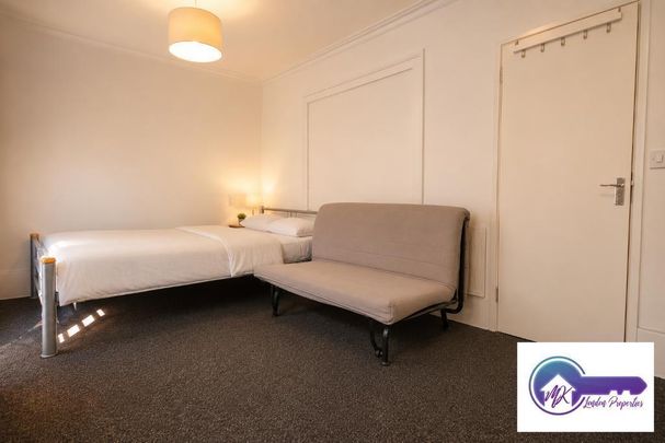 1 Bedroom Room in Flat Share To Rent - Photo 1